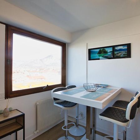 Apartmán Le Sommet Citadin Avec Vue Annecy Exteriér fotografie